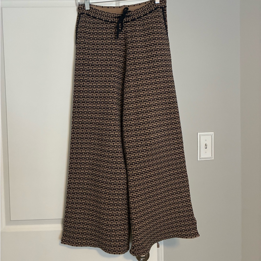 The Upside Castilla Juniper Tan/Navy Knit Pant - Picture 7 of 11